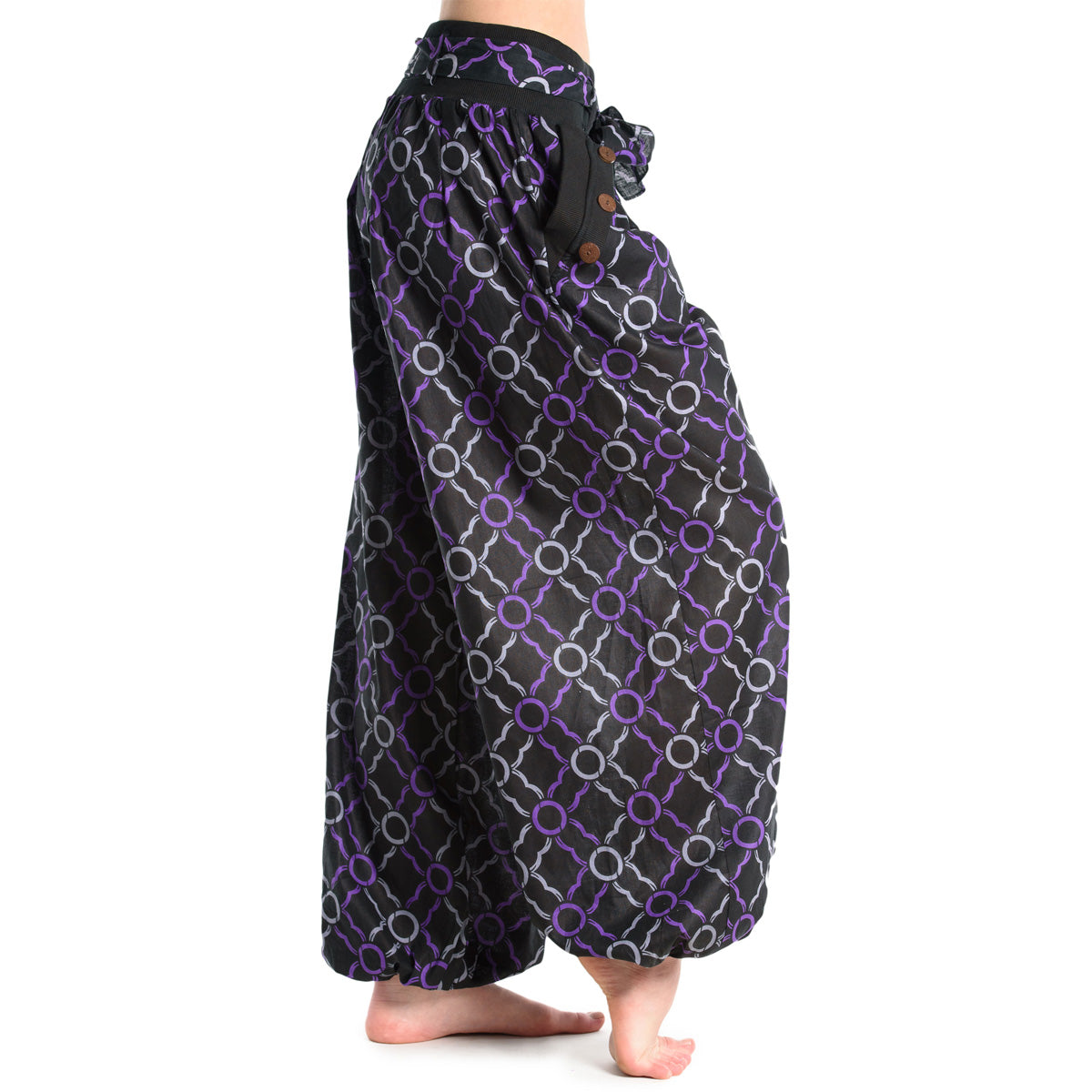 Haremshose in Schwarz mit Hüftband von ufash