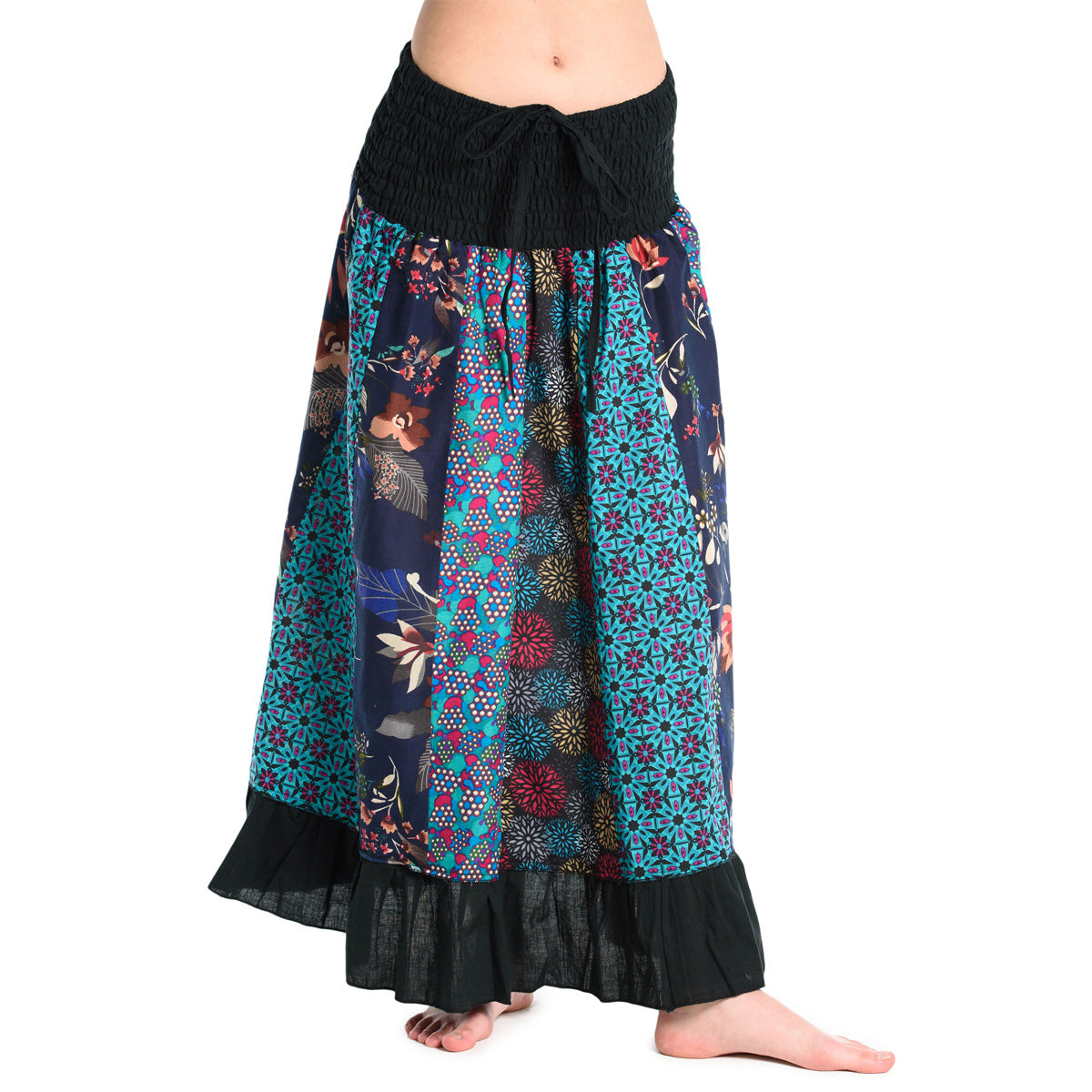 Patchwork Sommerrock mit schwarzem Bund von ufash