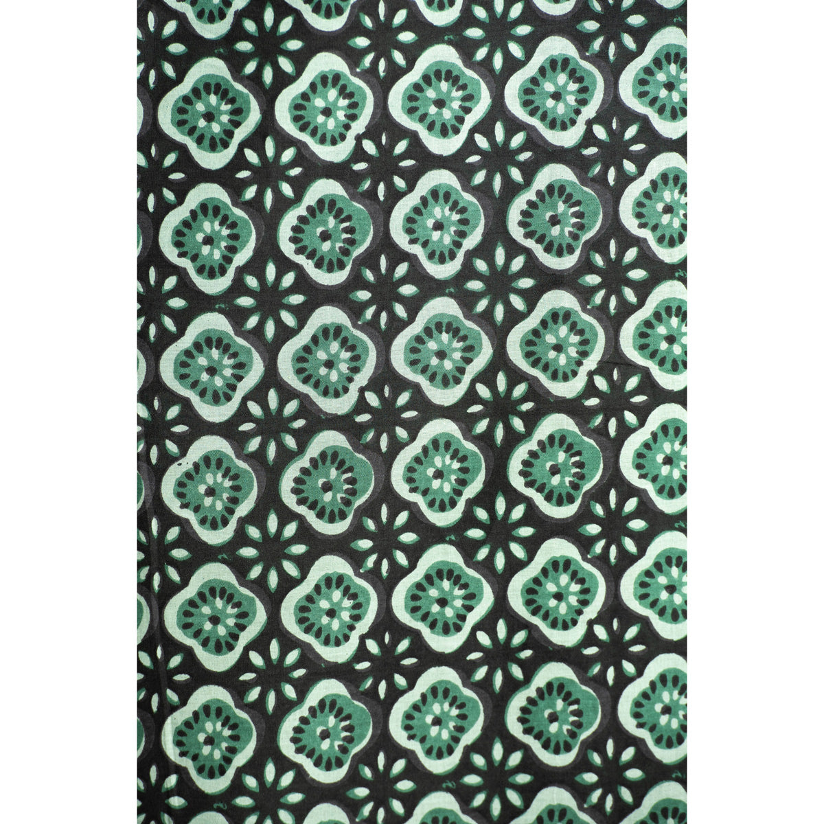 Handbedruckter Sarong in Grün von ufash