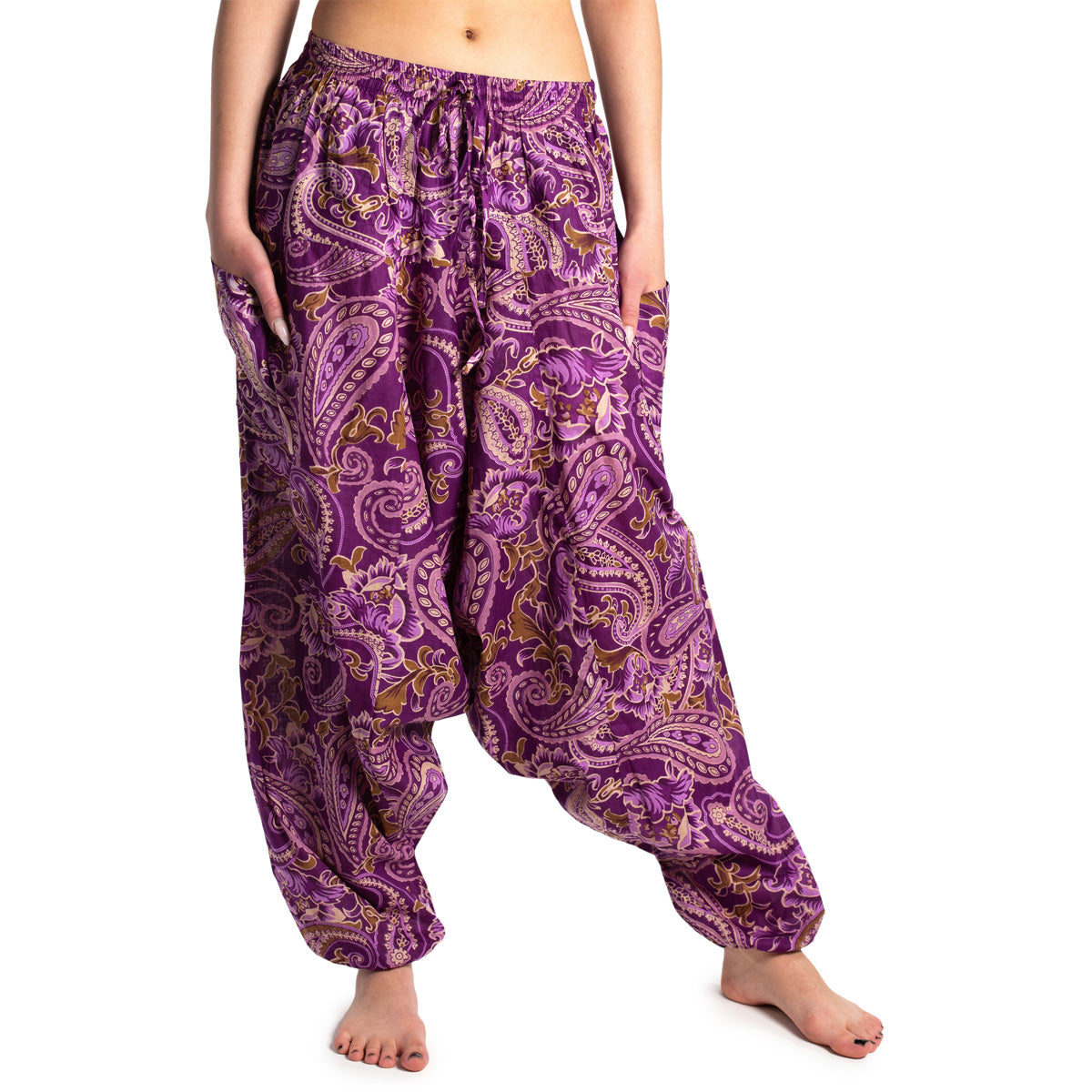 Aladdinhose in Violett mit Paisley Muster von ufash